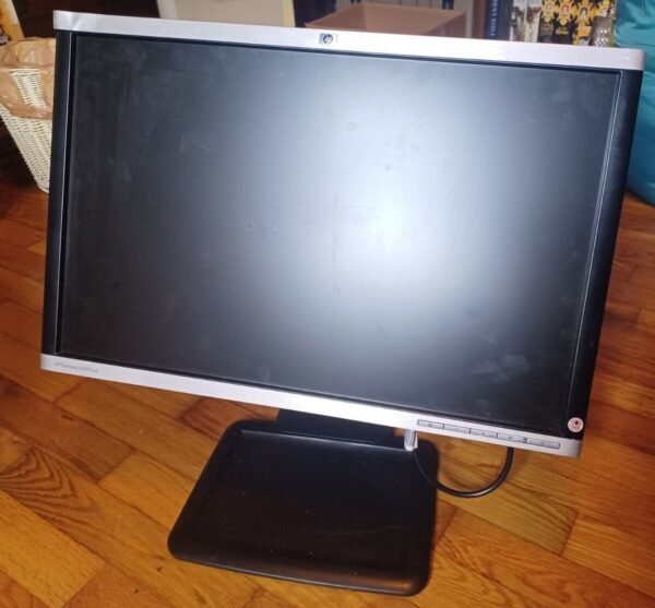 24 Inches HP Monitor - Image 8